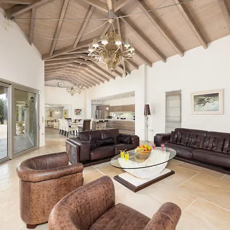 Pomegranate Tree Villa