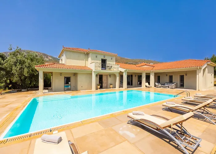 Pomegranate Tree Villa *